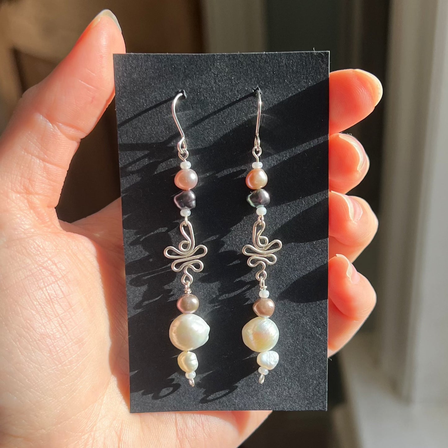 1 sur 1 𝕡𝕖𝕓𝕓𝕝𝕖 Boucles d'oreilles