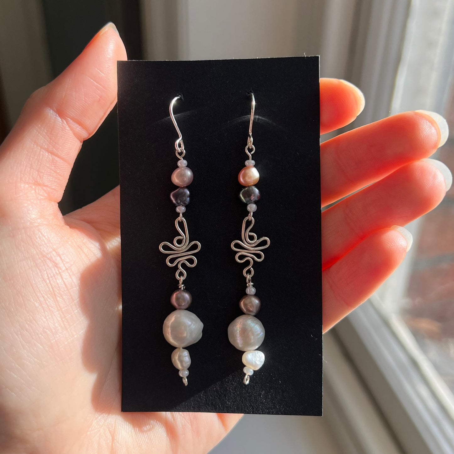 1 sur 1 𝕡𝕖𝕓𝕓𝕝𝕖 Boucles d'oreilles