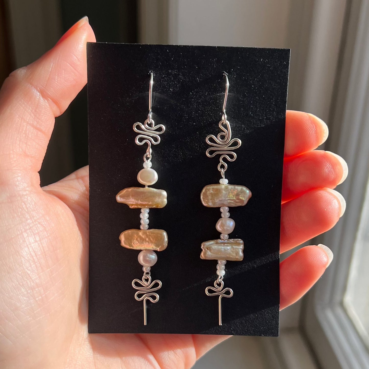 1 sur 1 𝕓𝕖𝕝𝕝𝕖 Boucles d'oreilles