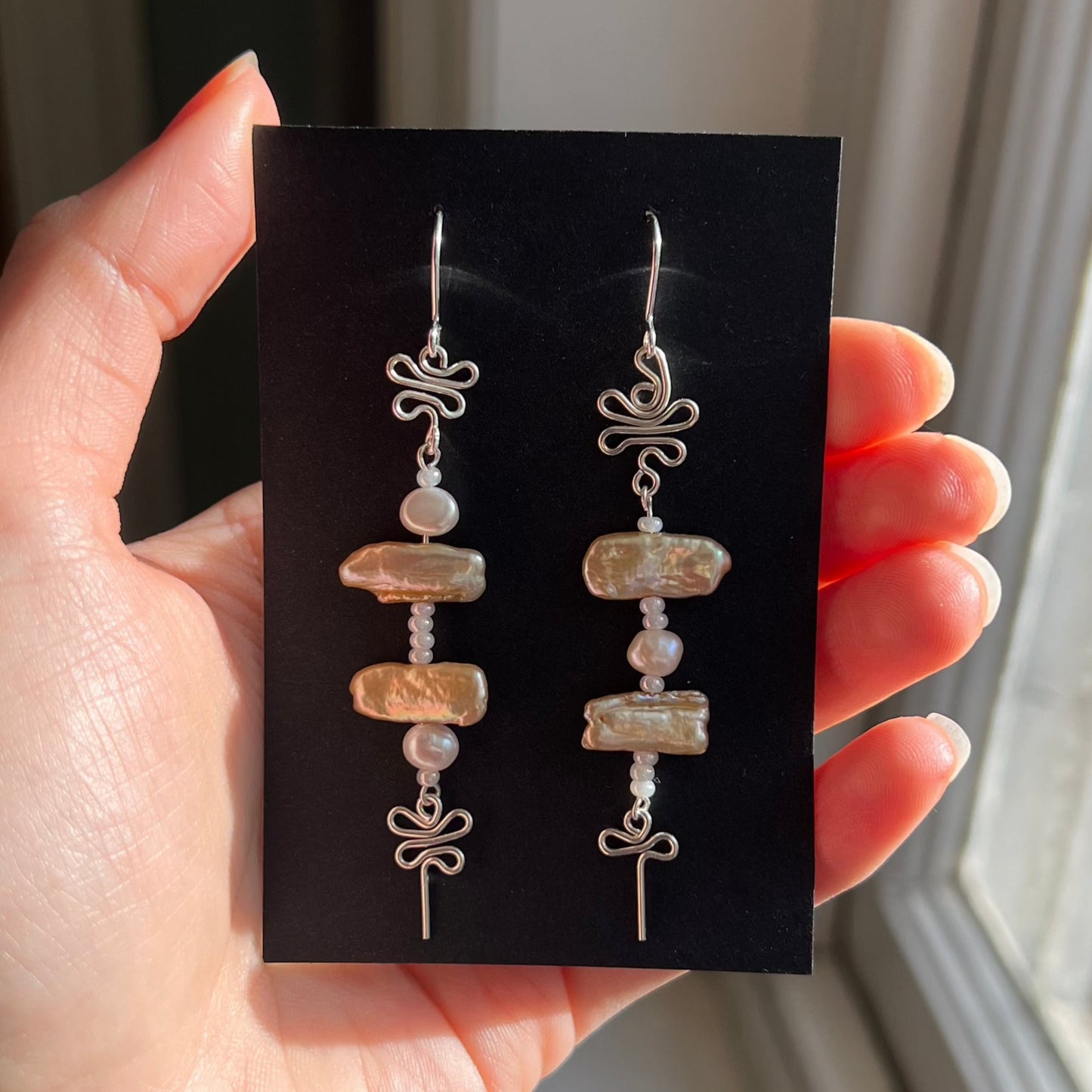 1 sur 1 𝕓𝕖𝕝𝕝𝕖 Boucles d'oreilles