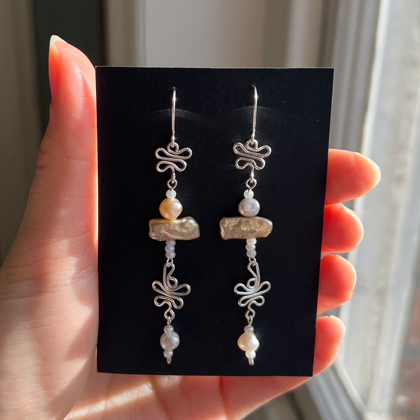 1 sur 1 𝕥𝕨𝕚𝕟𝕜𝕝𝕖 Boucles d'oreilles